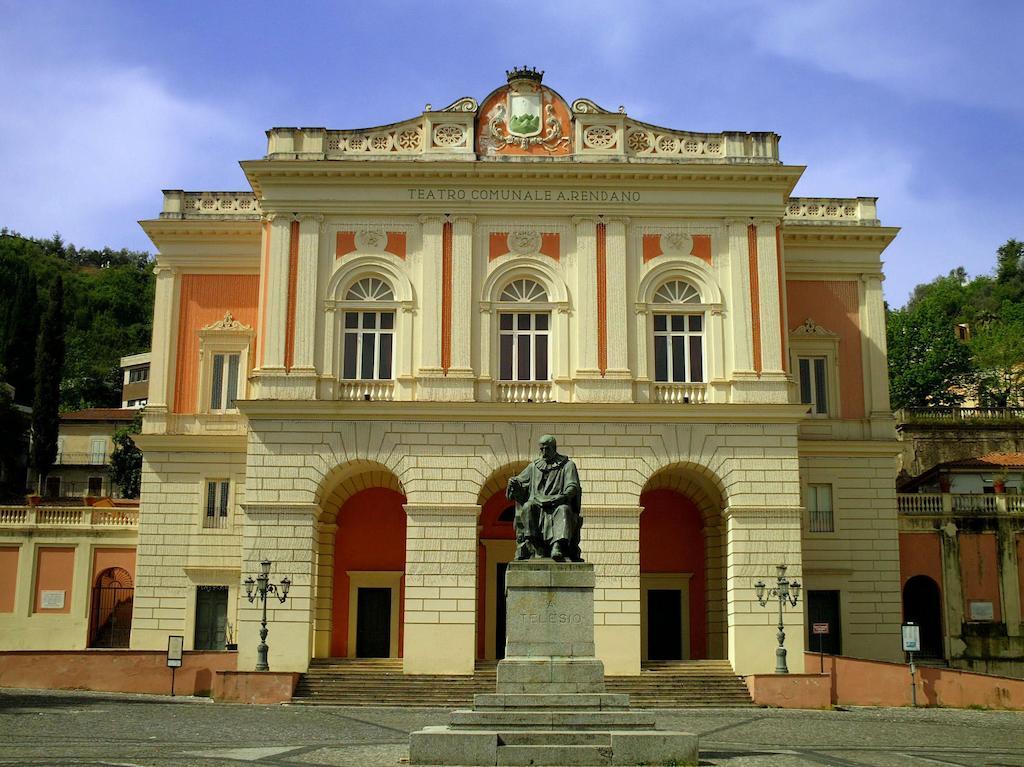 Italiana Hotels Cosenza Exterior foto